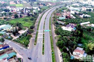 当前的联姜-普仁(Prenn)高速公路将衔接保禄-联姜和新富-保禄高速公路。（图：人民报）