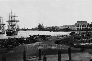 1911年6月5日，爱国青年阮必成已从芽龙码头出发，出国寻求救国之路。（资料图）