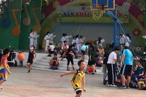 让孩子开心参加暑期班。