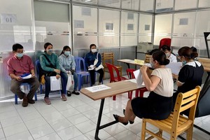 宝元有限公司离职工人听取、了解如何申请失业补助金的资讯。