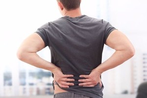 专家指腰酸背疼未必是累出来