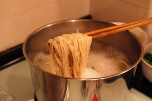 （示意图：互联网）