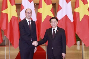 越南与瑞士国会加强合作