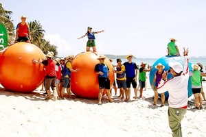 各团队建设活动应该合理的玩乐与休息。