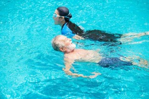 研究人员说，在帕金森症早期进行有规律的锻炼可能带来长久的益处，停止锻炼后这些益处仍然存在。（示意图：互联网）