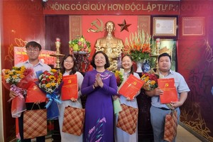 ４名优秀青年获接纳入党