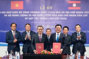 每年从老挝进口2000万吨煤炭