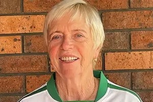 最年长竞技女足球运动员