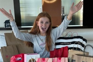 11 岁女童创业成功