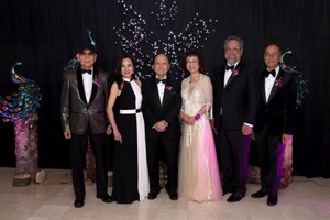 六名华人获颁“红枫传奇”奖