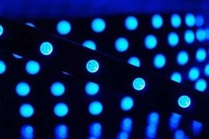 钙钛矿LED实现亮度较高成本反低