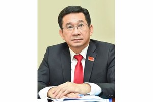 加强监察 遏制过失