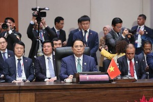 政府总理范明政在第二十六次东盟-中国领导人会议上发表。（图：越通社）