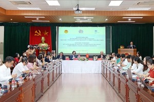 “越南与英国建交50周年发展成就与展望”科学座谈会现场。（图：嘉辉）