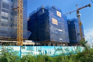 专供工人租用的守德市盛美利坊社会住房项目共有1040个住房单位。