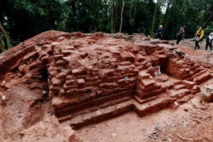 这一遗址位于吉打州布章谷的Bukit Choras遗址区。（图：NSTP）