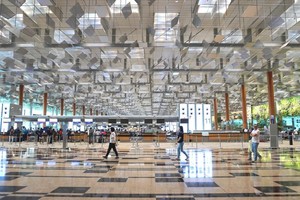 图为新加坡樟宜机场一隅。（图：互联网）