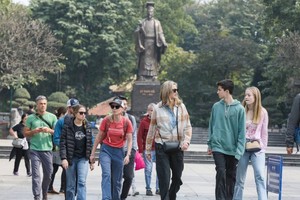 年底是国际游客出行旺季。（图：光福）