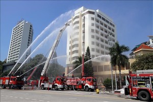 公安部举行消防与救援方案演习