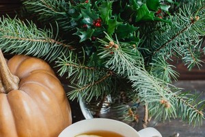 喉咙痛吃什么缓解？