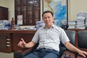 政府监察署法制司副司长陈文隆博士。