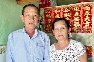 朱文隆与妻子沉梦琴。