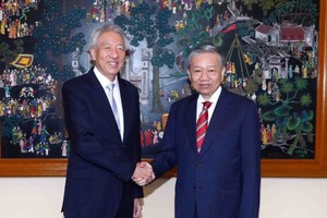 公安部同新加坡加强执法合作