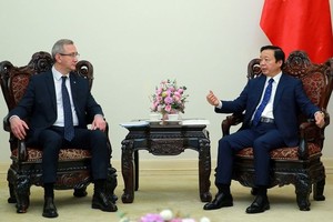 加大对俄罗斯卡卢加州合作