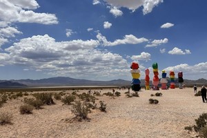 拉斯维加斯沙漠彩色叠石。