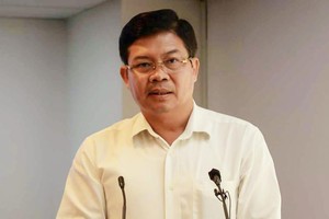 市交通安全处专责副主任阮成利在会上发言。（图：夏江）