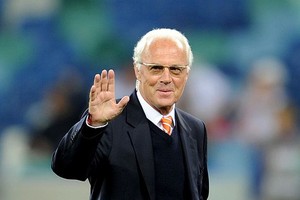 “足球皇帝”贝肯鲍尔去世