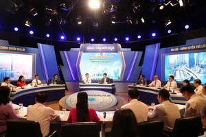 日前举行的“市民提问-政府回答”电视节目。