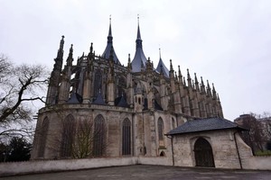 圣巴巴拉教堂外观。