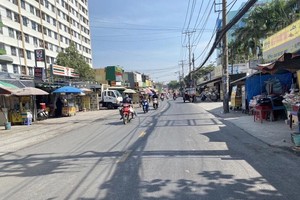 守德市福隆B坊曾仁富街（工商高等学校附近路段）得以整饬修缮。