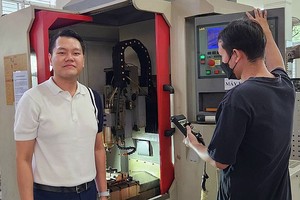 以质量达标促进出口 致力开发内销市场