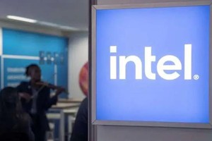 英特尔在晶片行业的主导地位曾持续多年，但近来已落后于亚洲竞争对手台积电和三星电子。（图：路透社）