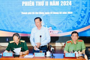 市人委会主席、市军事义务委员会主席潘文迈在会上发言。（图：市党部新闻网）