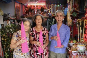 坚守家业的梁氏三姐弟。