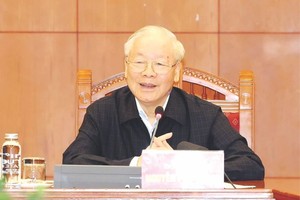 阮富仲总书记主持党十四大人事小组会议