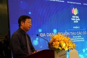 新闻与传播部副部长阮青霖在会上发言。（图：世英）