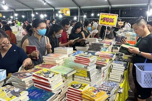 2023年已举办了多个书展，目的是清理库存量。