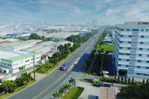 图为新顺出口加工区一隅。（图：国雄）