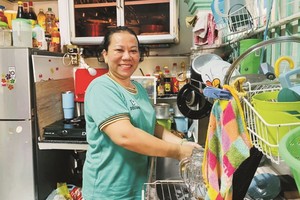 邓氏秋幸家庭在地方政府的辅助下已成功脱贫。