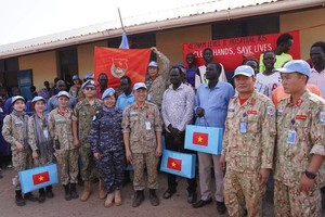 越南蓝色贝雷帽部队举行“四·三〇”纪念