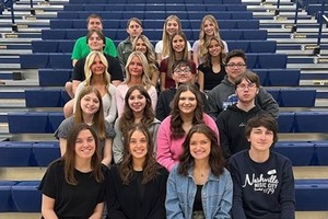 多对双胞胎同时在同一所高中毕业。（图：Triblive）