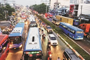 22号国道途经第十二郡路段经常发生交通堵塞。