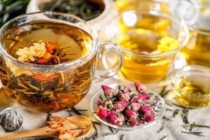 夏季喝水有讲究