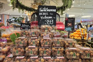 今年首批越南新鲜荔枝6月15日在曼谷Gourmet Market超市上架。