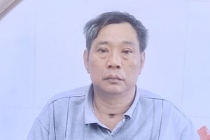 失去劳动力男子身患多病