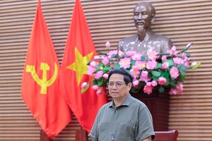 发起高峰竞赛致力完成电力项目